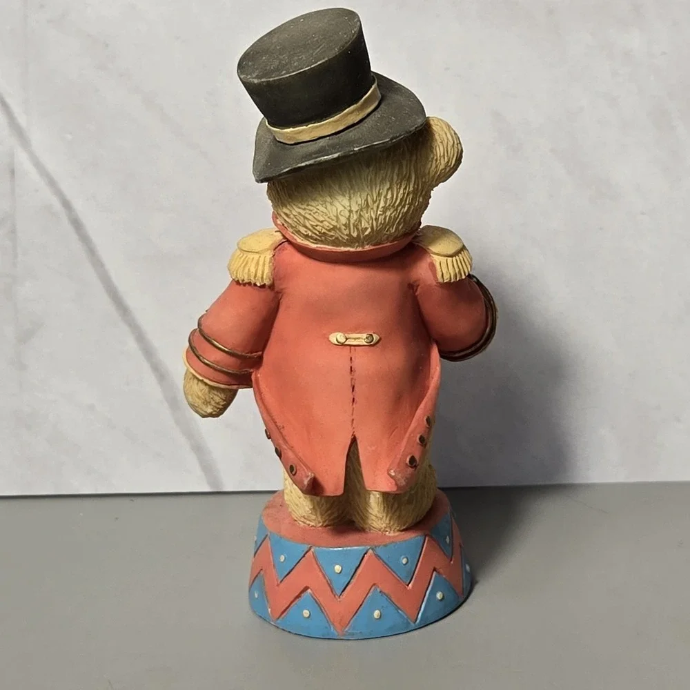 Cherished Teddies Bruno Step Right Up And Smile Circus Ringmaster Figurine 1995